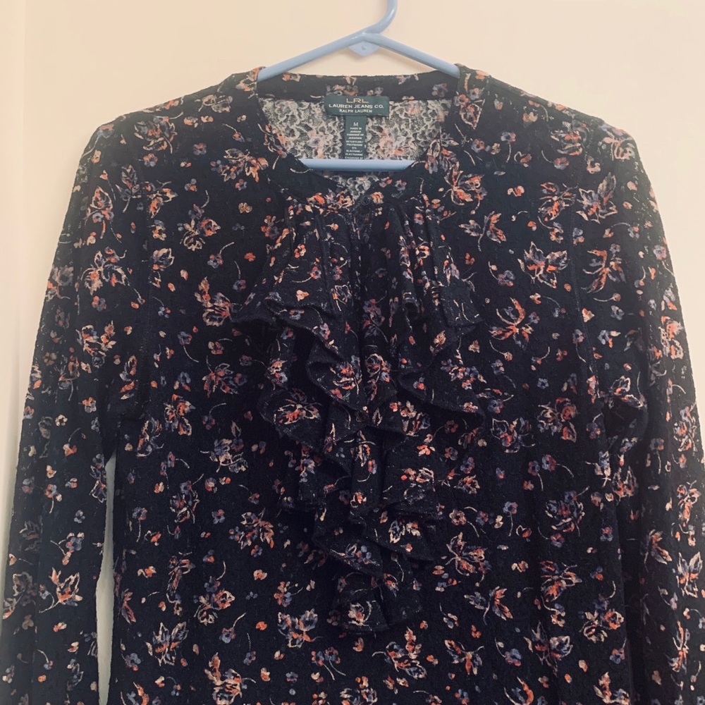 LRL LAUREN JEANS CO Ruffles Front Blouse, Size M